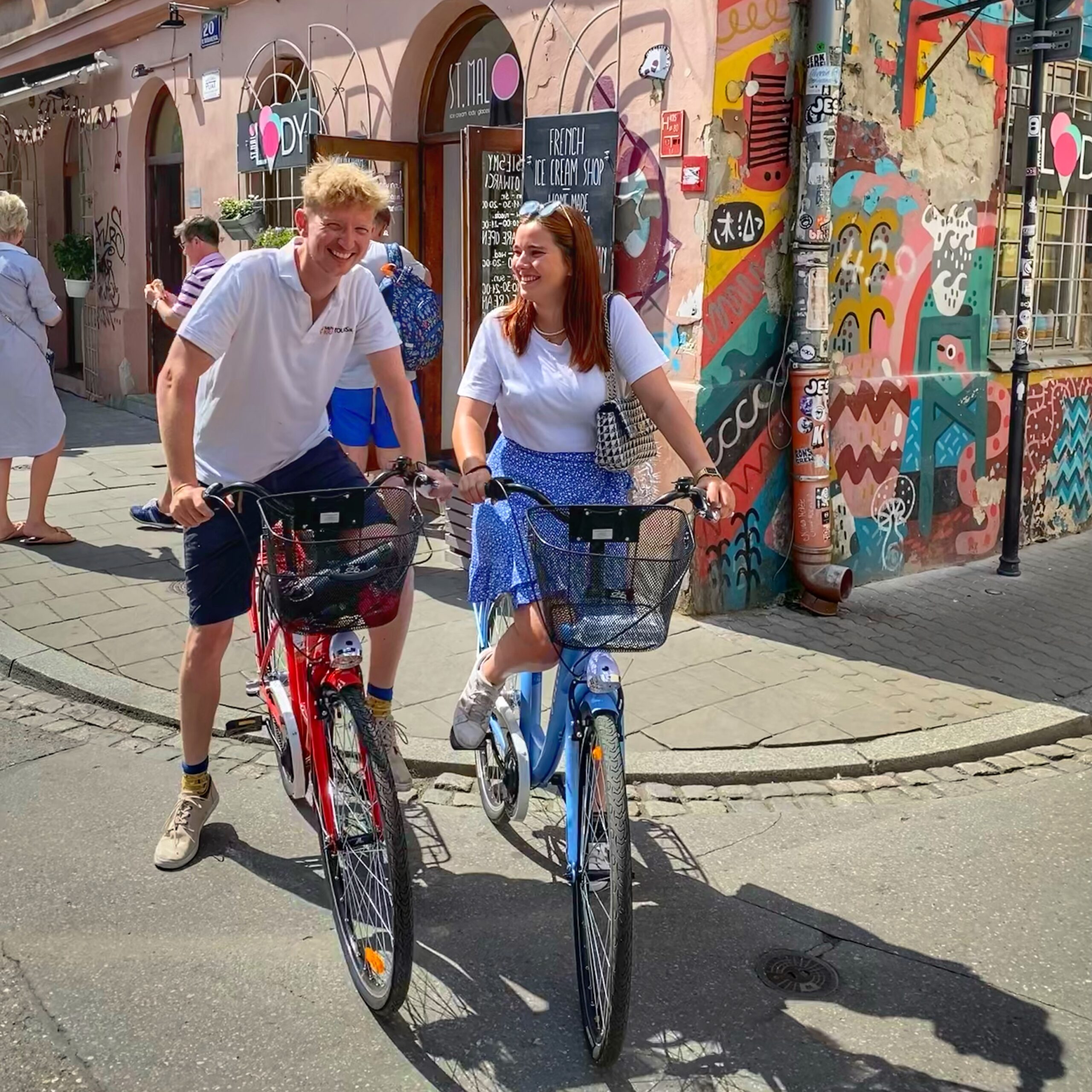 Brian en Nikki in Krakau Brian Spoorendonk en Nikki van Winkel, de drijvende kracht achter Mijn Krakau Tours.